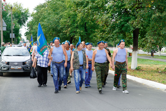 d16.jpg d16.jpg